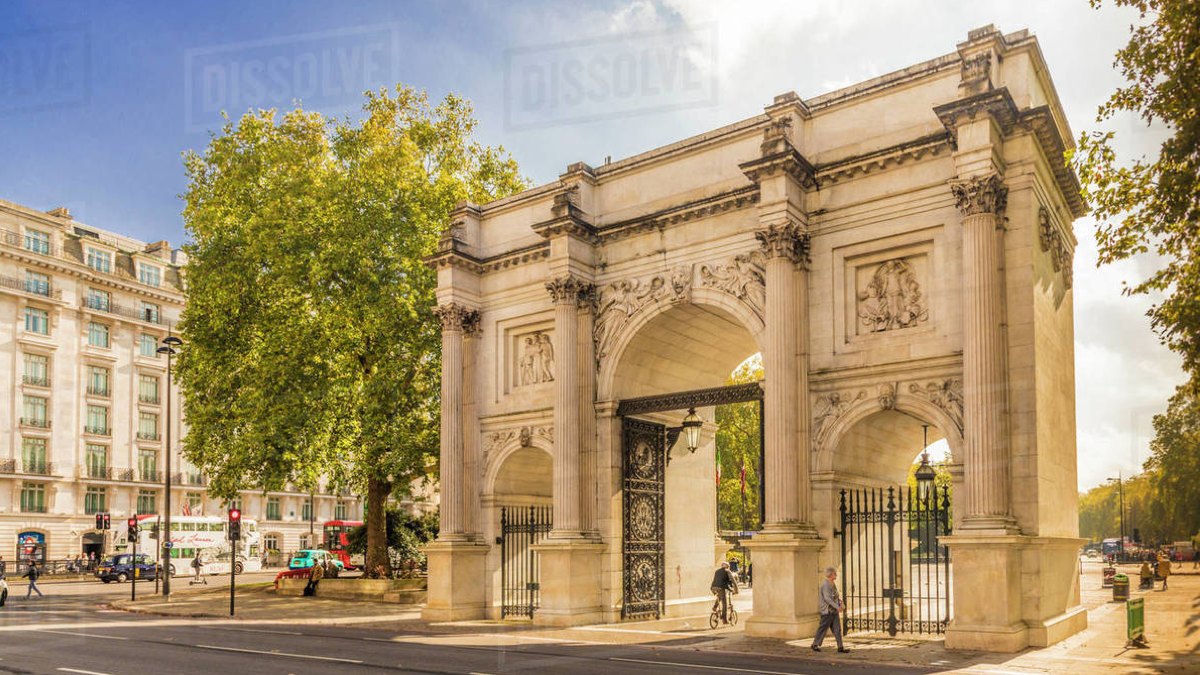 Walking route from Marble Arch to Five Rivers Rotisserie on Edgware Road.